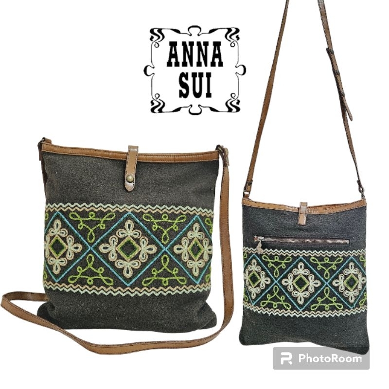 ■BRAND :Anna Sui crossbody bag