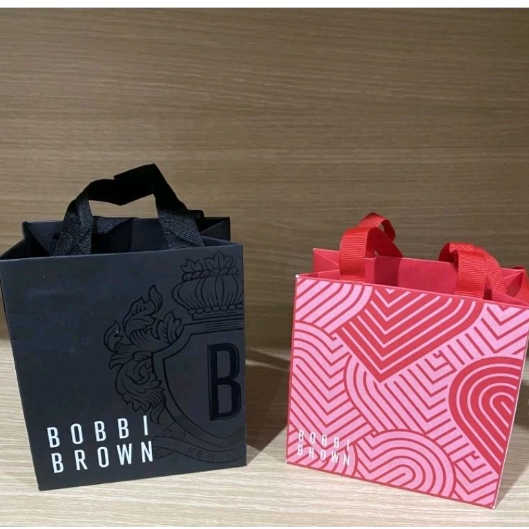 แท้ % ถุงกระดาษ Bobbi brown สีดำ สีชมพู