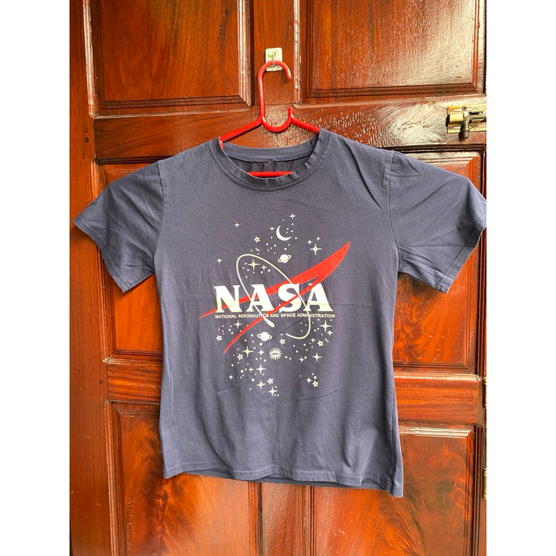 เสื้อวินเทจ มือสอง อก17“ยาว24” NASA