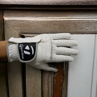ถุงมือกอล์ฟ TaylorMade หนังแท้ นุ่ม// Genuine Cabbreta leather Golf Glove