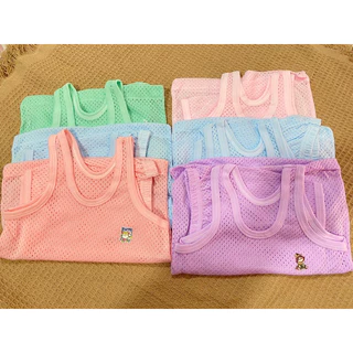 เสื้อกล้ามเด็กเสื้อกล้ามรู คละสี ฟรีไซส์ เหมาะสำหรับน้องอายุ 3-24 เดือน (สีจะเปลี่ยนไปตามรอบการผลิต)