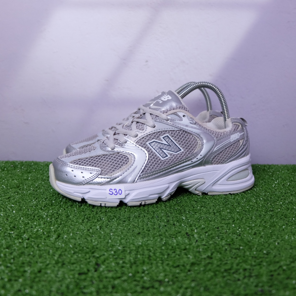 (37/23 cm)New Balance 530 นิวบาลานซ์มือ2ของแท้💯 รองเท้าผ้าใบผู้หญิง