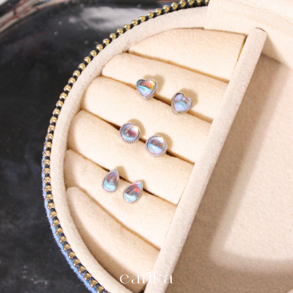 earika.earrings - hologram round/heart piercing จิวหูเงินแท้ทรงกลม/หัวใจสีโฮโลแกรม (ราคาต่อชิ้น) เหมาะสำหรับคนแพ้ง่าย