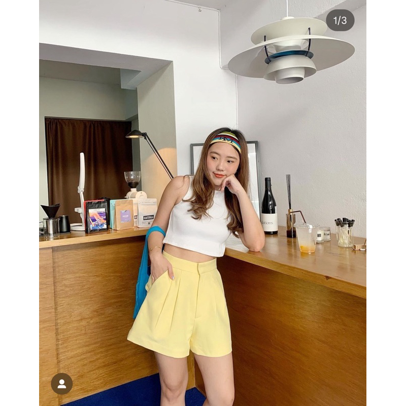 Wclothes  Buttershort/Yellow Size M (26-27/39/15)