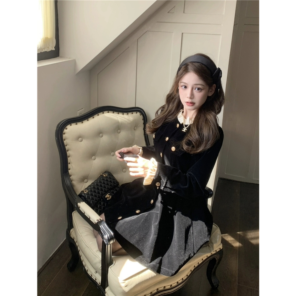 D234 พร้อมส่ง มินิเดรสกระโปรงสั้นสีดำ ผ้ากำมะหยี่ สวยหรู สไตล์ลูกคุณ