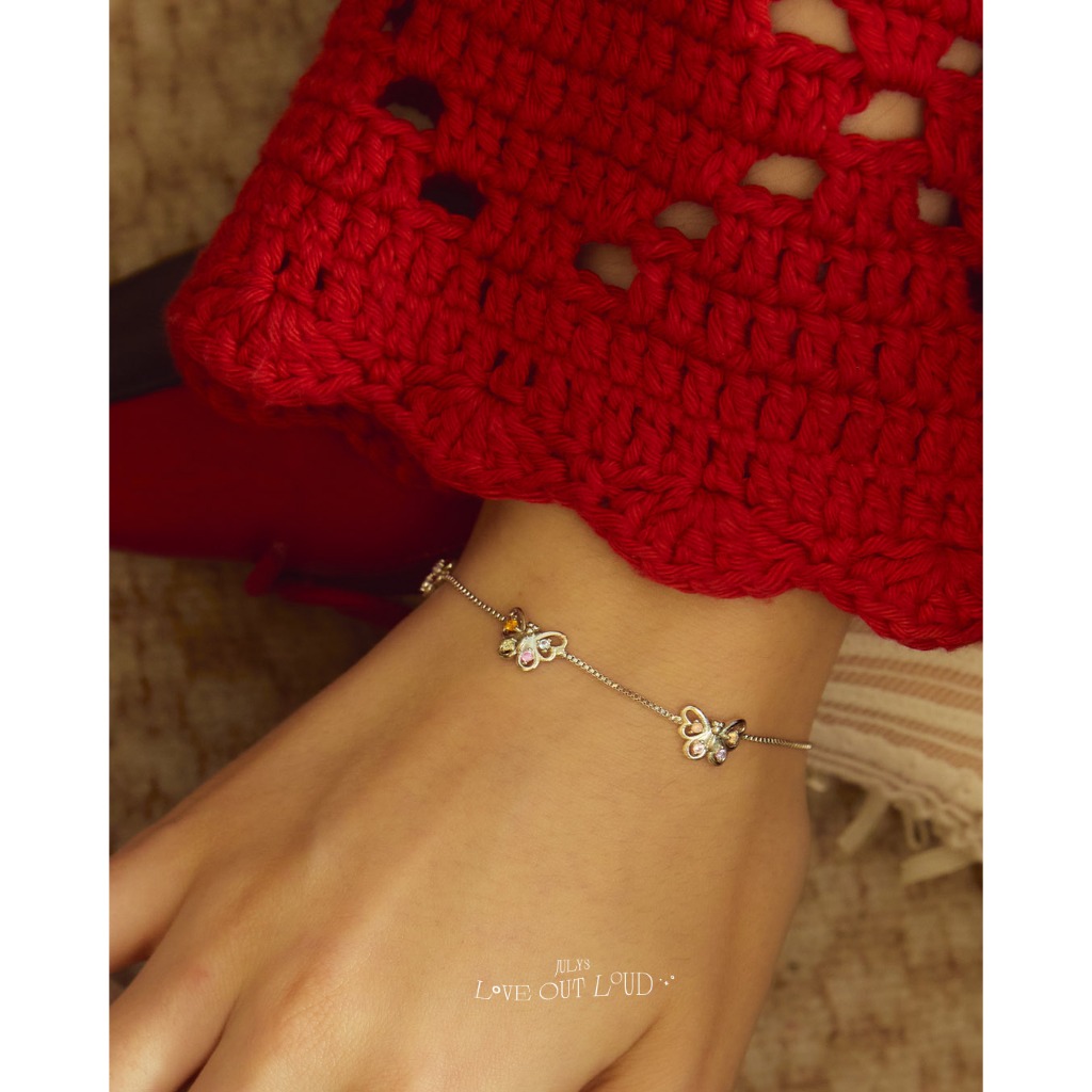 Julys - butterfly spring field bracelet