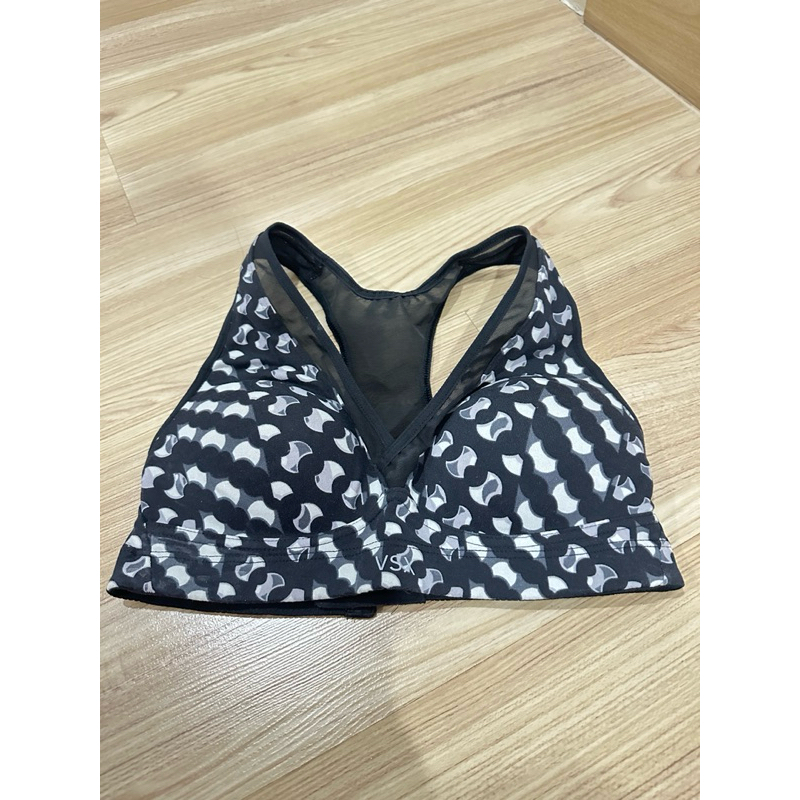 ส่งต่อสปอร์ตบรา sport bar victoria’s secret ชุดออกกำลังกาย เสื้อกล้าม โยคะ วิ่ง