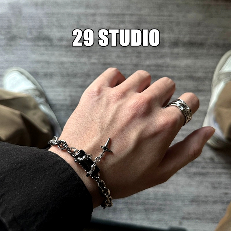 สร้อยข้อมือหินสีดำสไตล์ฮิปฮอป ผู้ผลิตขายตรงราคาไม่ถึง 29 บาท มีสร้อยข้อมือหลายสไตล์ให้เลือก