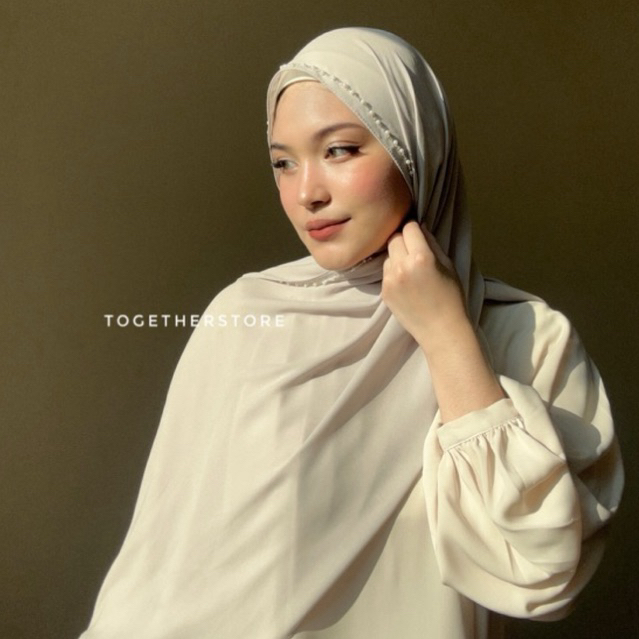 Embroidered Hijab พรีเมียร์