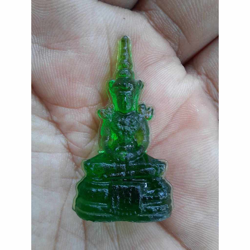 พระแก้วมรกต (เนื้อแก้วสีเขียวขนาดห้อยคอ) พิธี 25 พุทธศตวรรษ ปี 2500