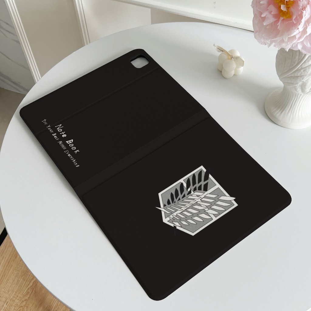 🚀จัดส่งทันที🚀attack on titan เคสไอแพด Pro13 2024 air8/7 Gen11 mini7 Air5การ์ตูน ช่องใส่ปากกา เคสiPad
