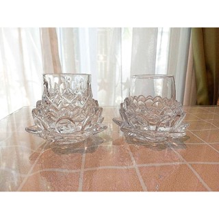 ชุดแก้วถวายน้ำพระพร้อมฐานรองดอกบัว