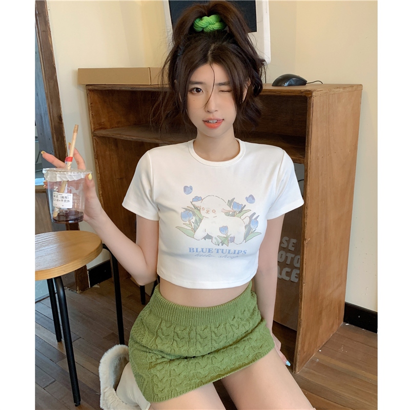 MC168 เสื้อครอป เสื้อครอปสั้น เสื้อยืดผู้หญิง ทรงสลิมฟิต แฟชั่นฤดูร้อน T-shirt ส่งตรงเวลา