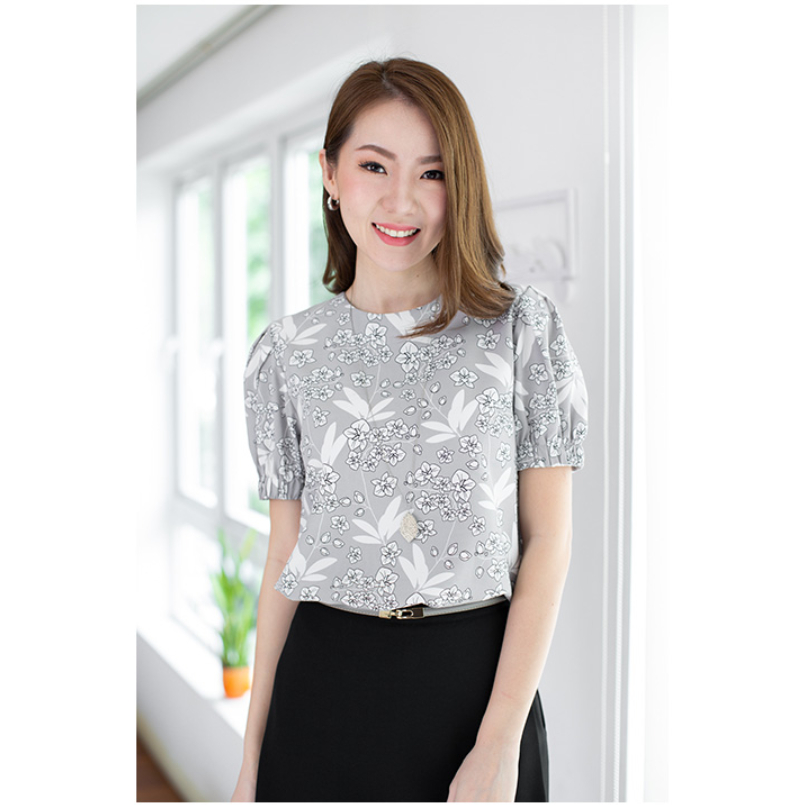 Narinari : MT3016 Puff Sleeve Blouse เสื้อแขนตุ๊กตาจั๊มยางยืดแขน