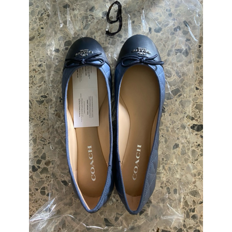 รองเท้าหุ้มส้นหนัง coach ของแท้ size 9