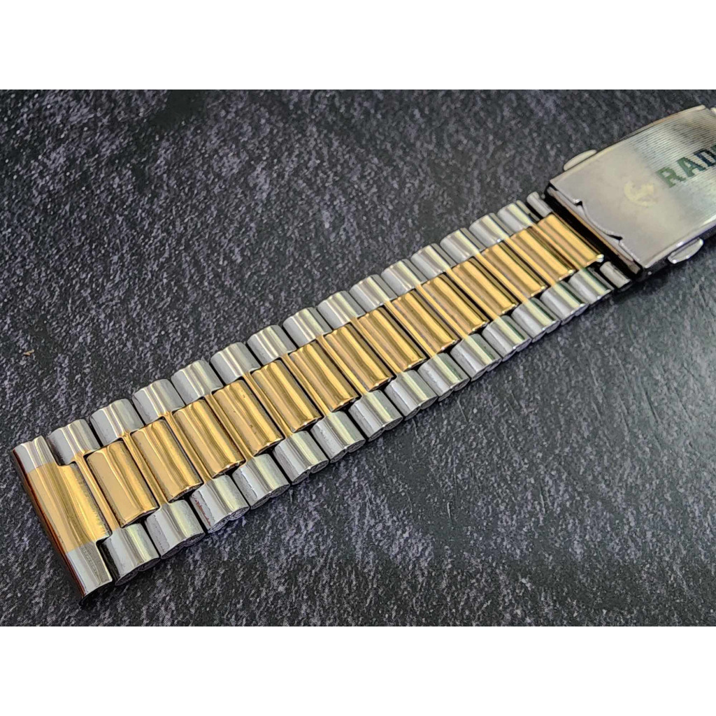 สายนาฬิกา Rado diastar ทูโทน 2 กษัตริย์ 2 Tone18mm 2 กษัตริย์ งานเกรด AAA  บานพับยืดได้ สวยงามครับ