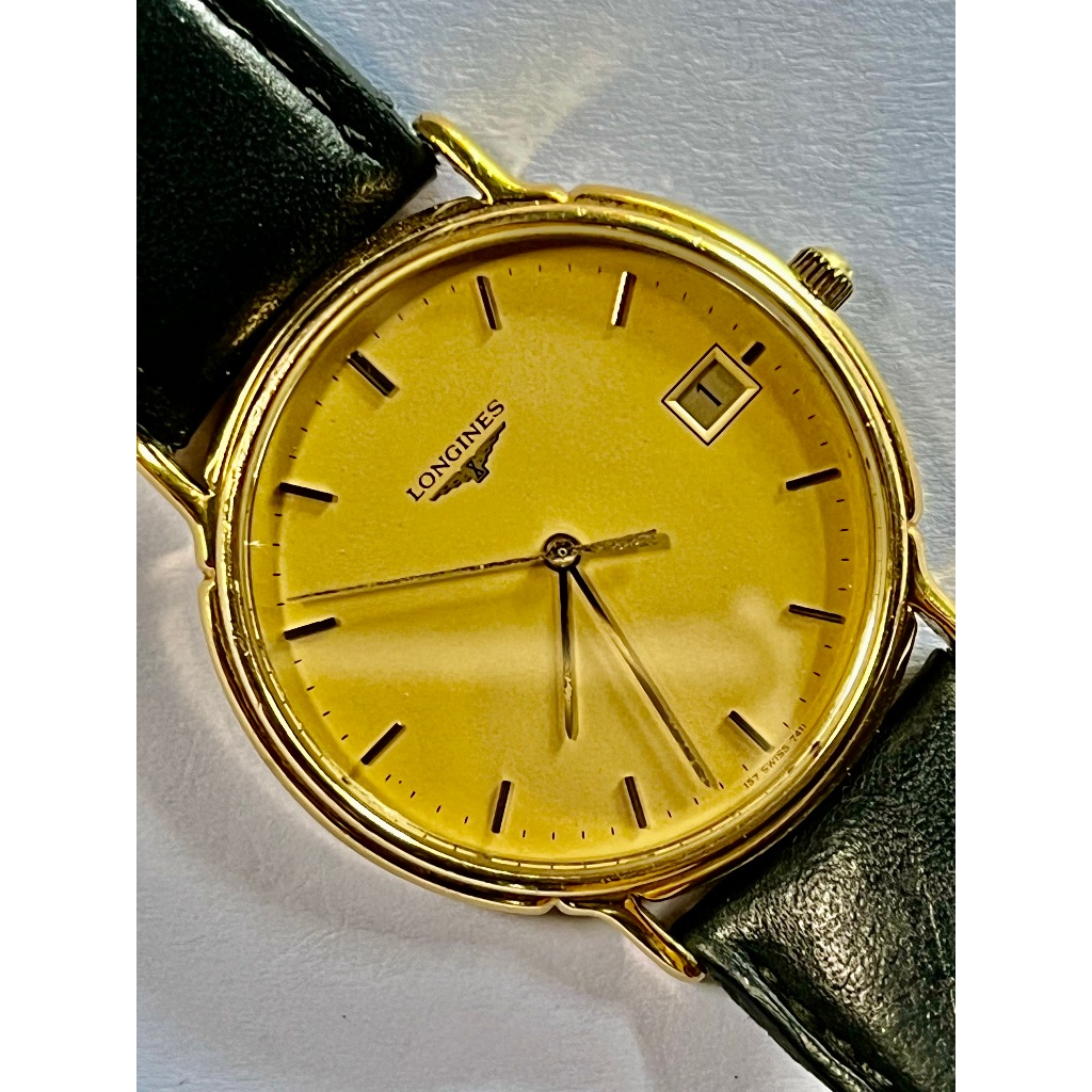 นาฬิกามือ 2 วินเทจ LONGINES (ลองจินส์) ตัวเรือนเป็นทองคำ ทองตันๆ แท้ 18 K. 80% หน้าปัดทรงกลม ขนาดตัวเรือน 34 มม.