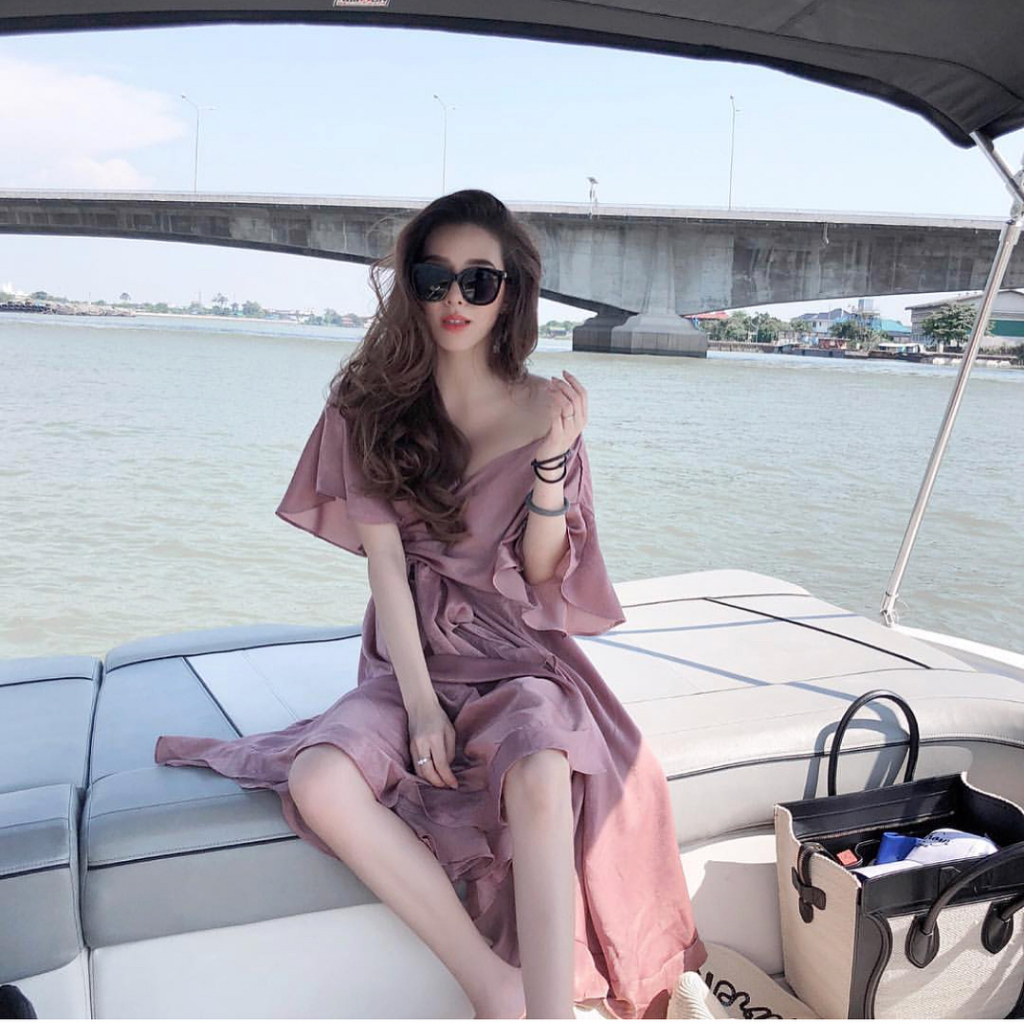 (ส่งต่อ) Flat2112 เดรสยาวหางปลาทรงผูกเอวผ้า Silk velvet Ruffle Wrap Silk Dress