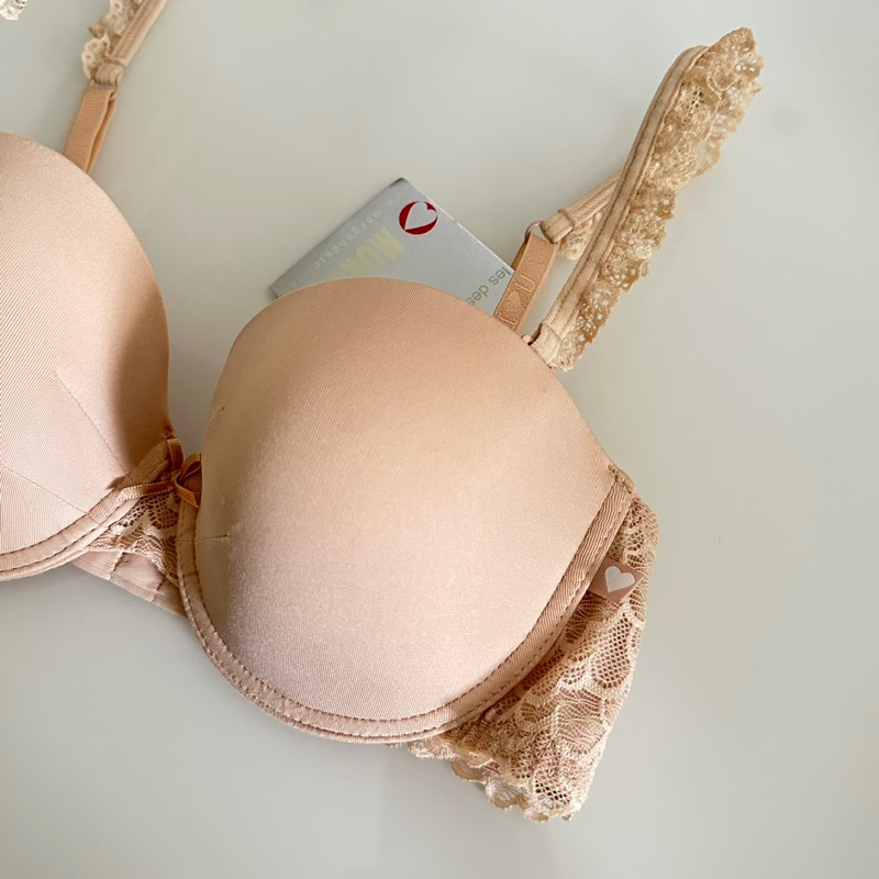 ชุดชั้นใน Morgan ลายลูกไม้ สีครีม ของแท้ ไซส์70C. Morgan Sexy beige Bra Size70C. License100%