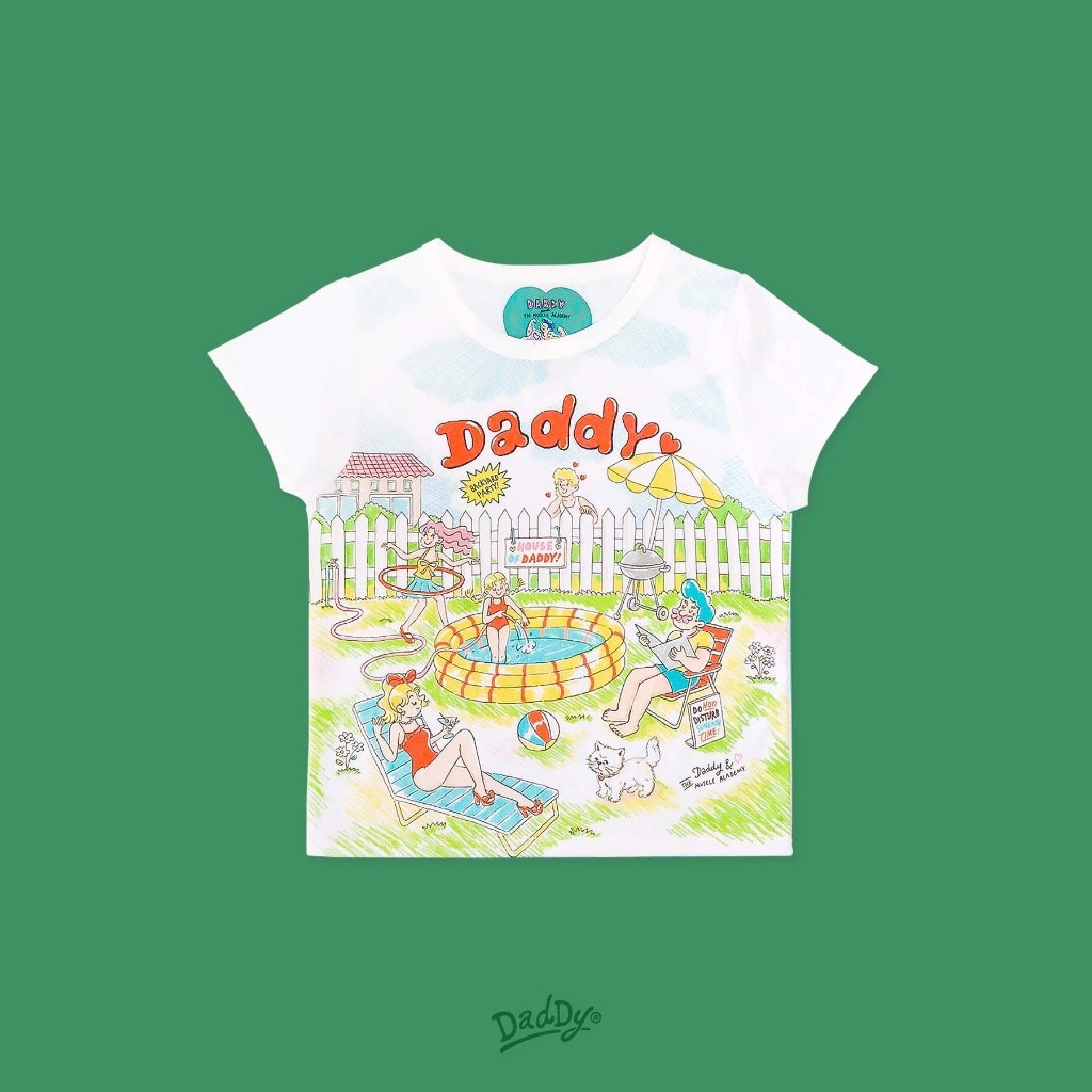 DADDY | Daddy's Backyard Baby Tee เสื้อ Baby Tee สีขาว ลายพิมพ์ครอบครัว Daddy สุดน่ารัก
