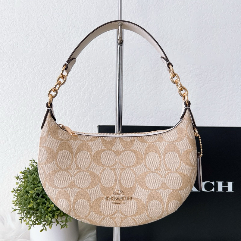 พร้อมส่งแท้💯%🇺🇸 Coach Mini Payton In Signature Canvas • Style No. CM273