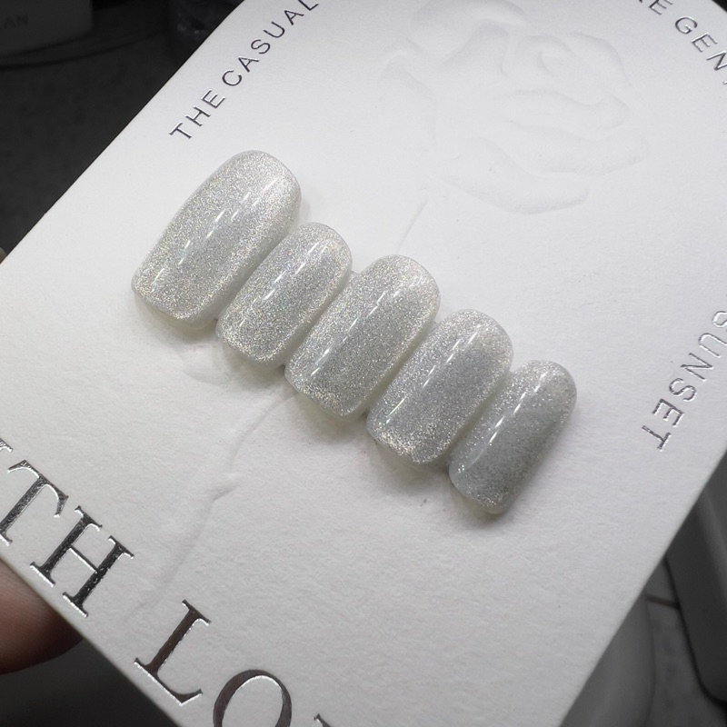 เล็บปลอมเจลแท้100% ลูกแก้วสีเงิน แถมฟรีกาวตะไบทุกชุด🌈