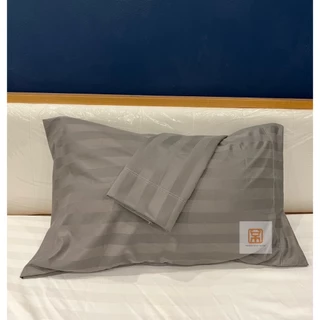 ปลอกหมอนหนุนสีพื้นริ้ว ราคาต่อ 1 ใบ มีหลายสีให้เลือก