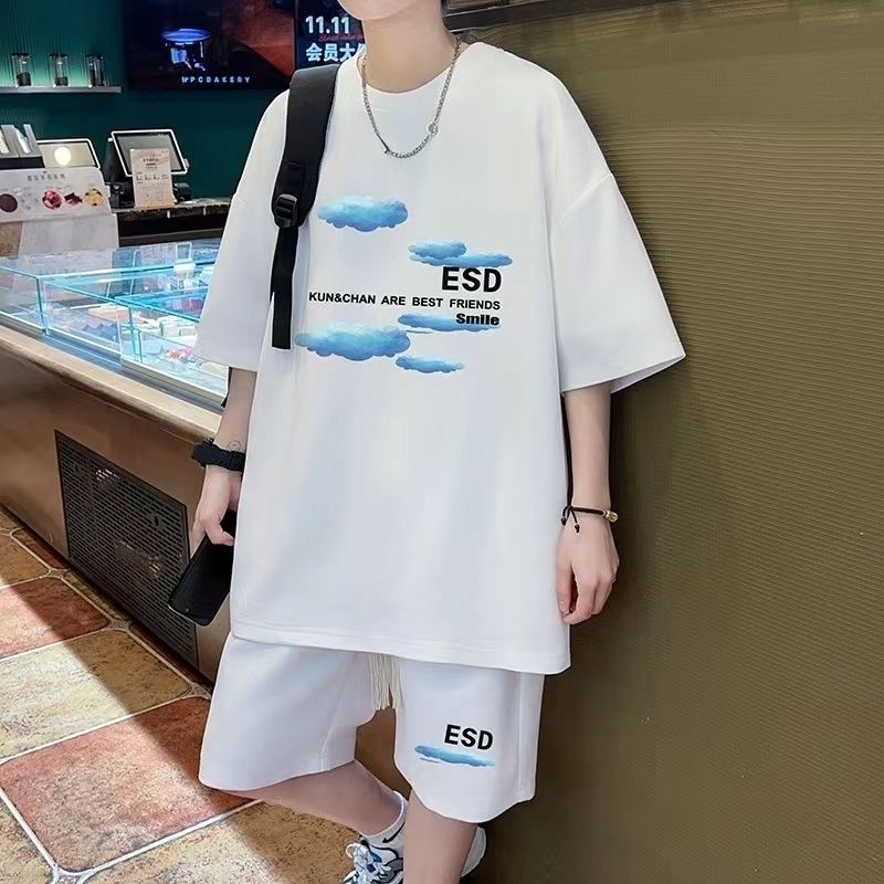 พร้อมส่ง ทีเชิร์ต (เสื้อ+กางเกงขาสั้น) ผู้ชาย สไตค์ เกาหลี สวมใส่สบาย เนื้อผ้าอย่างดี ผลิตอย่างดี- ใสแล้วดูหล่อ