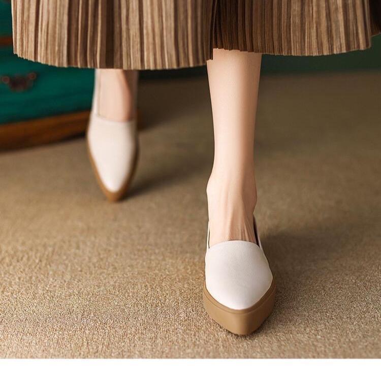 **พร้อมส่งในไทย** shoes i amm 2322 รองเท้าคัชชู หนังนิ่ม สวมสบาย เท้าปกติ +1 ไซส์ เท้าอวบกว้าง +2