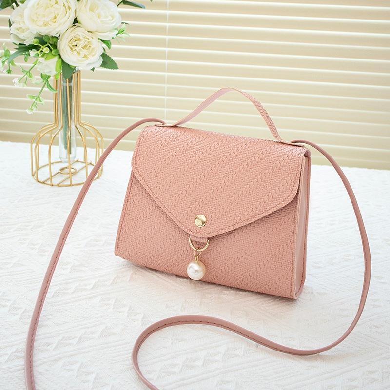 【พร้อมส่ง】กระเป๋าสะพายไหล่ สะพายข้าง ทรงสี่เหลี่ยม ขนาดเล็ก ประดับจี้ไข่มุก สีพื้น เรียบง่าย