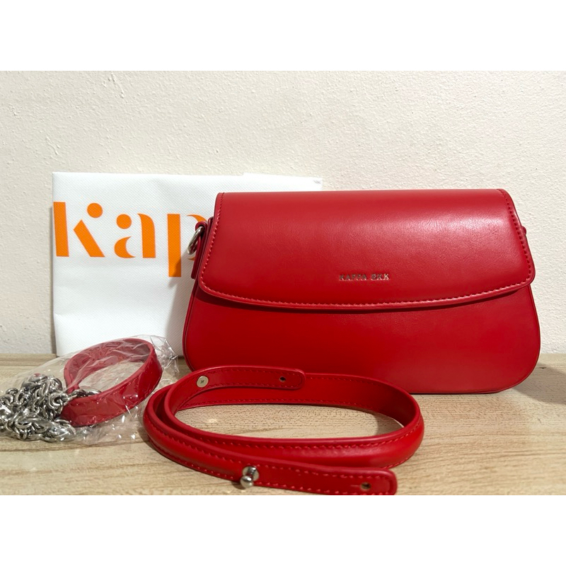 ส่งต่อ Monet classic สี tomato จาก kappa.bkk