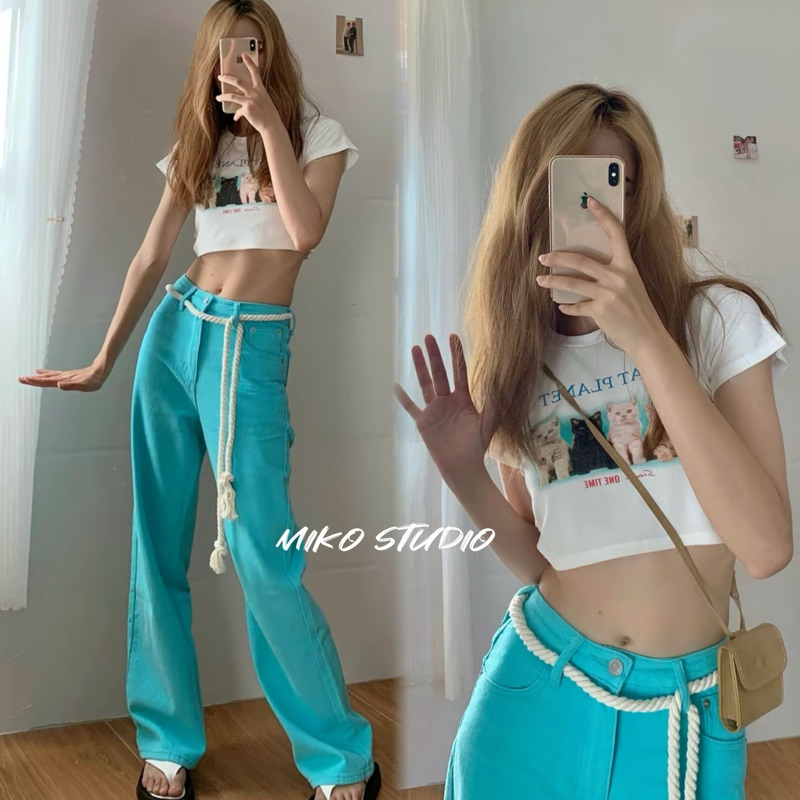Mikoพร้อมส่งเสื้อยืดแขนสั้นพิมพ์ลายแมวผู้หญิง คอกลม crop topทรงพอดีตัว ท่อนบนสั้น น่ารักจุดๆ สำหรับผู้หญิง