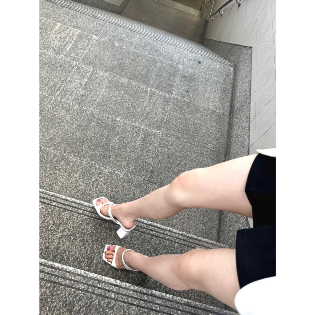 (รุ่น A8) - Wila shoes l🔥SHOPEE VDO ลด100฿🔥 รองเท้าส้นสูง3นิ้ว สายคาดเท้า2เส้นทรงเว้า ทรงสวยมาก กดสั่งได้เลยค่า