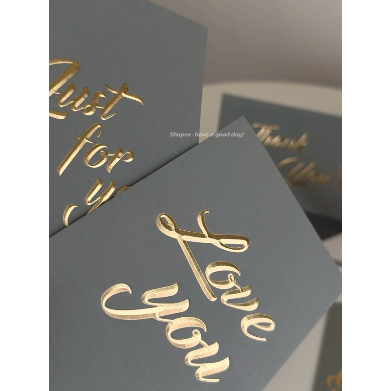 พร้อมส่ง > การ์ดอวยพร มีทุกโอกาส พิมพ์นูนฟอยล์ทอง พร้อมซองสีเทามุก greeting card