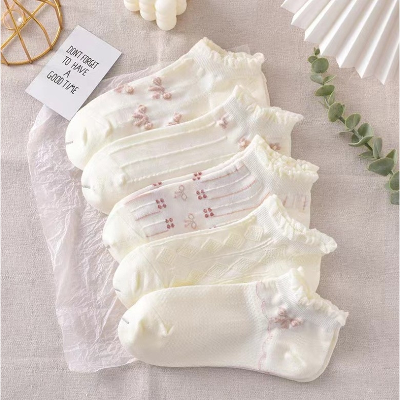 annacny ถุงเท้าน่ารัก  ถุงเท้าลูกไม้ 😍 สไตล์ญี่ปุ่น บางและระบายอากาศได้ดี 🚚 พร้อมส่ง S47