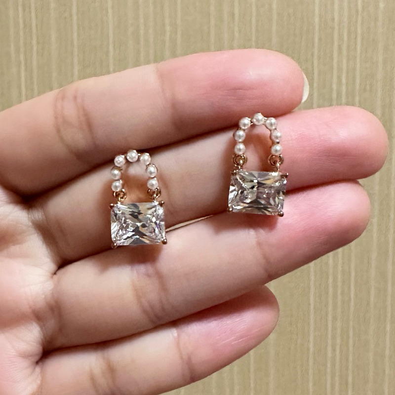 ต่างหู motta รูปกระเป๋า