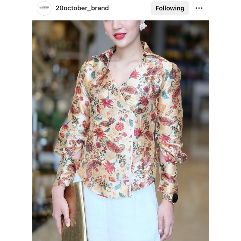 **USED ONCE**เสื้อเชิ้ต