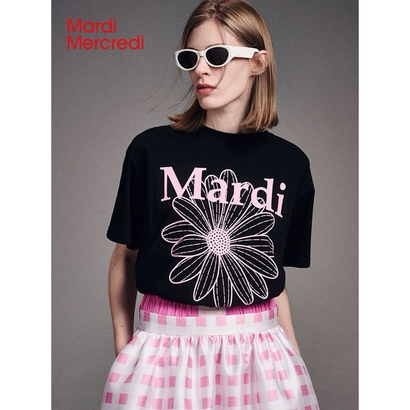 เซตเสื้อยืด กางเกงmardi พร้อมส่ง💓