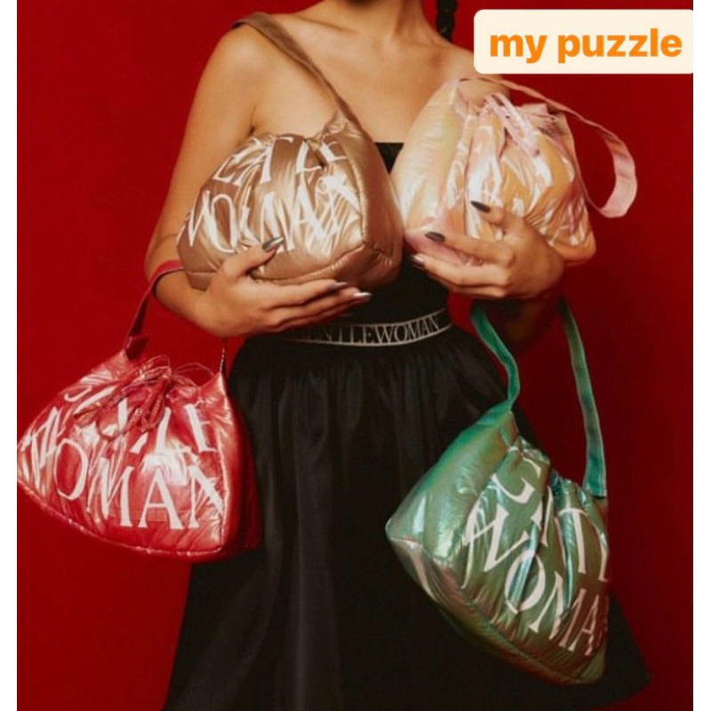 📣25/3ใช้โค้ดราคาต่ำกว่าshop[ของแท้ พร้อมส่ง🇹🇭]รับผ่อน✅ของแท้💯% GENTLEWOMAN DUMPLING BAG เกี๊ยวรุ่นฮิ