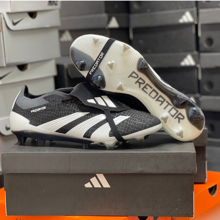 รองเท้า สตั้ด Adidas Predator พรีเดเตอร์ 30th Anniversary ใหม่ล่าสุดปี 2024 ถ่ายจากสินค้าจริง(แถมถุงผ้า+ดันทรง+กล่อง)
