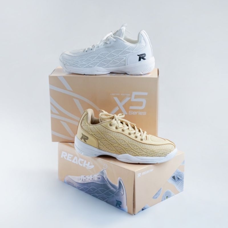 รองเท้า Reach X5 Series Limited Edition มีให้เลือก 2 สี คือ ขาว และ แชมเปญSize 38-45Retail: ฿1890