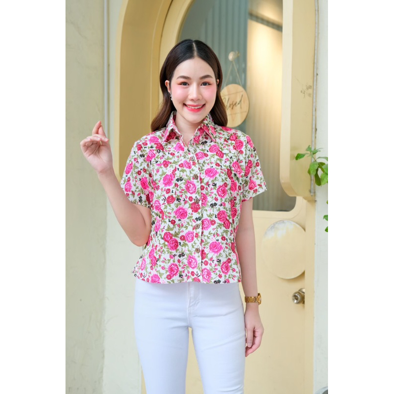 เสื้อผู้หญิงคอเชิ้ต ลายดอกกุหลาบ