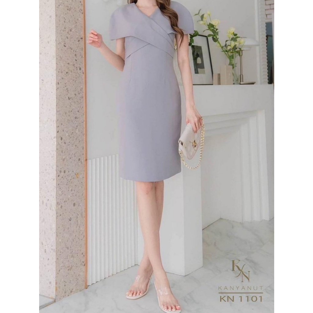 KN1101_(ทักแชทร้านเช็คสต๊อก ก่อนสั่งซื้อนะคะ)ชุดเดรสแขนปีกกลีบบัวปิดไหล่ไขว้สลับหน้า สวยเก๋ ผู้ดีมากค่ะ สีสวยสุภาพ