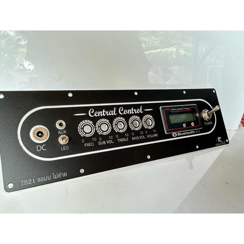 เพลท TB21 พร้อมชุดอุปกรณ์ 5ชิ้น 1.Dc 2.aux 3. สวิตช์Led 4.สวิตช์Power 5.จอเช็คแบต