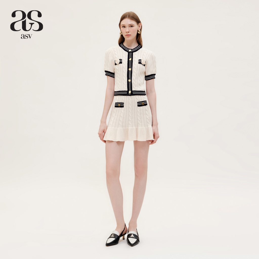 [asv ss24] Rosabella Knitted Mini Skirt กระโปรงผู้หญิง ตกแต่งกระดุมทอง ผ้านิตถัก