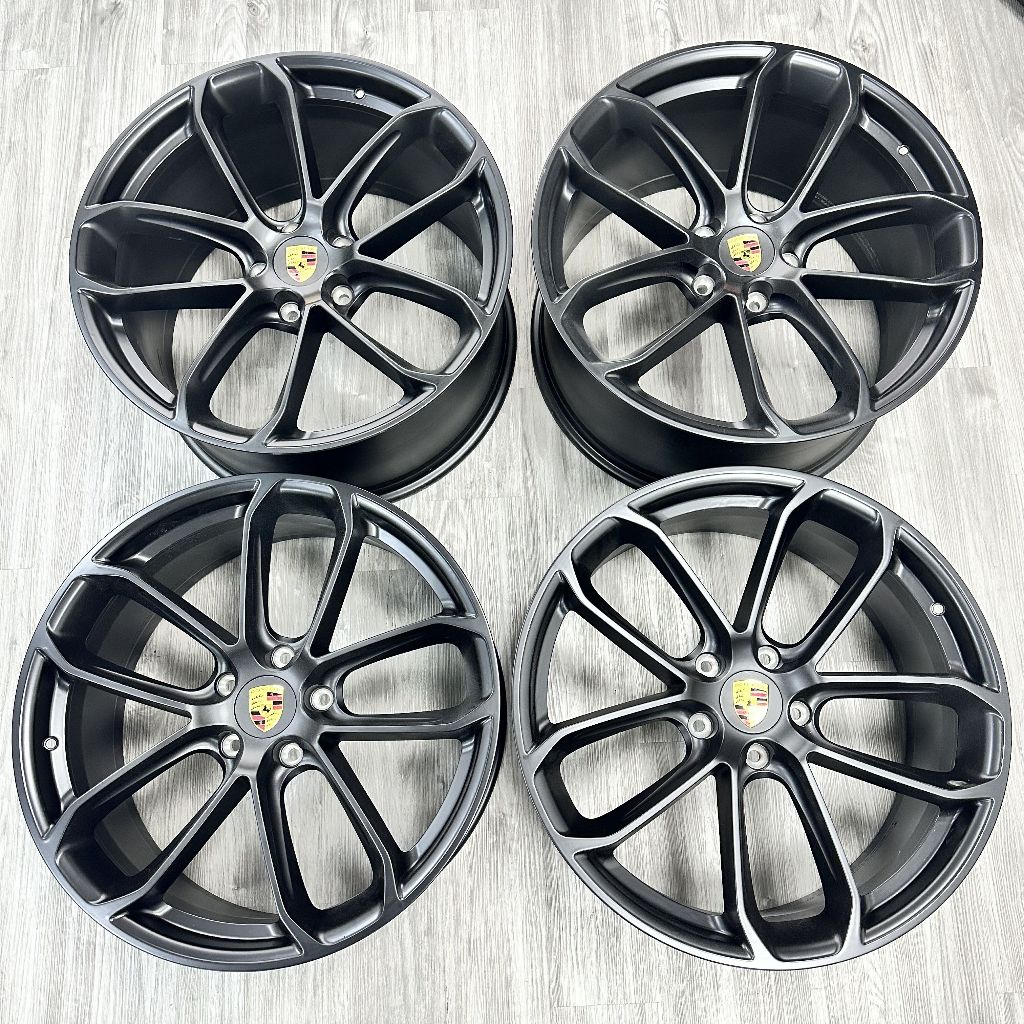 ล้อเดิมล้อ Porsche Cayenne design GT 22นิ้ว