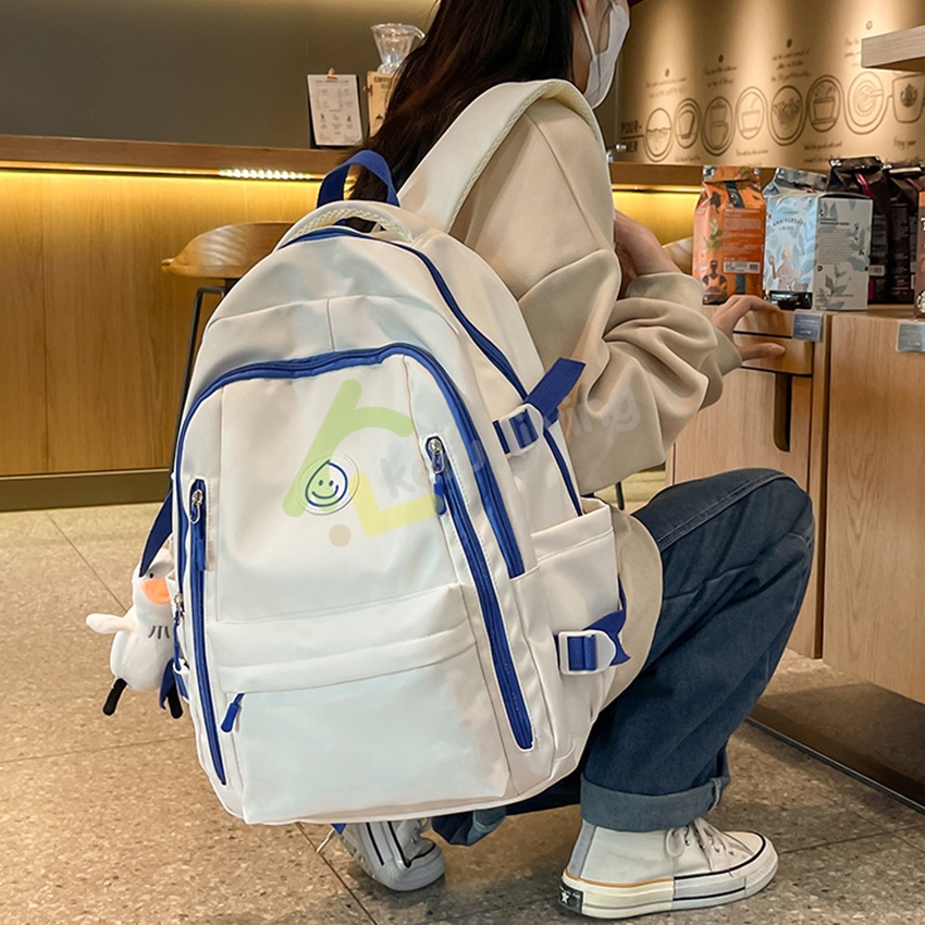 กระเป๋ารูปยิ้ม กระเป๋านักเรียน School bag เป้สะพายหลัง สำหรับผู้ชายเเละผู้หญิง มีหลายช่อง สายปรับได้