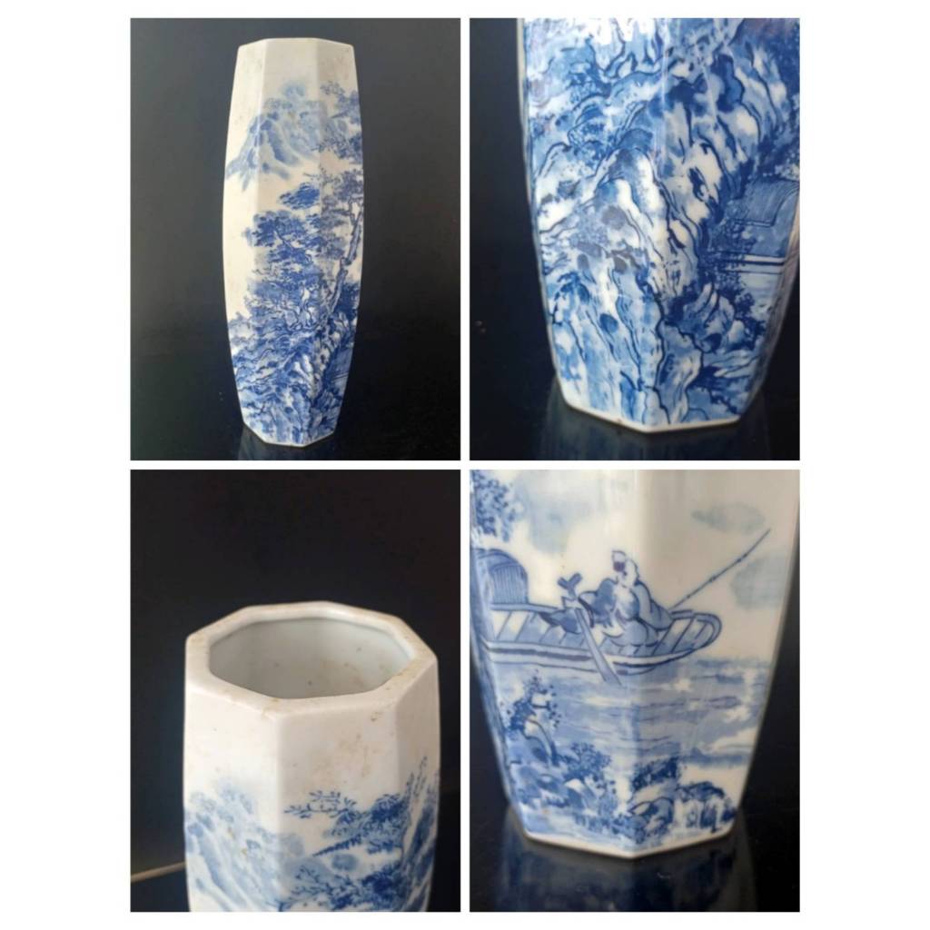 แจกันลายคราม แปดเหลี่ยม  ส.11" นิ้ว Vintage Japanese White Blue Octagonal Porcelain Vase