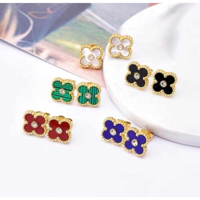 ต่างหูดอกแวนคลีฟ 5สี สัญลักษณ์แห่งความโชคดี ขนาด1.2x1.2