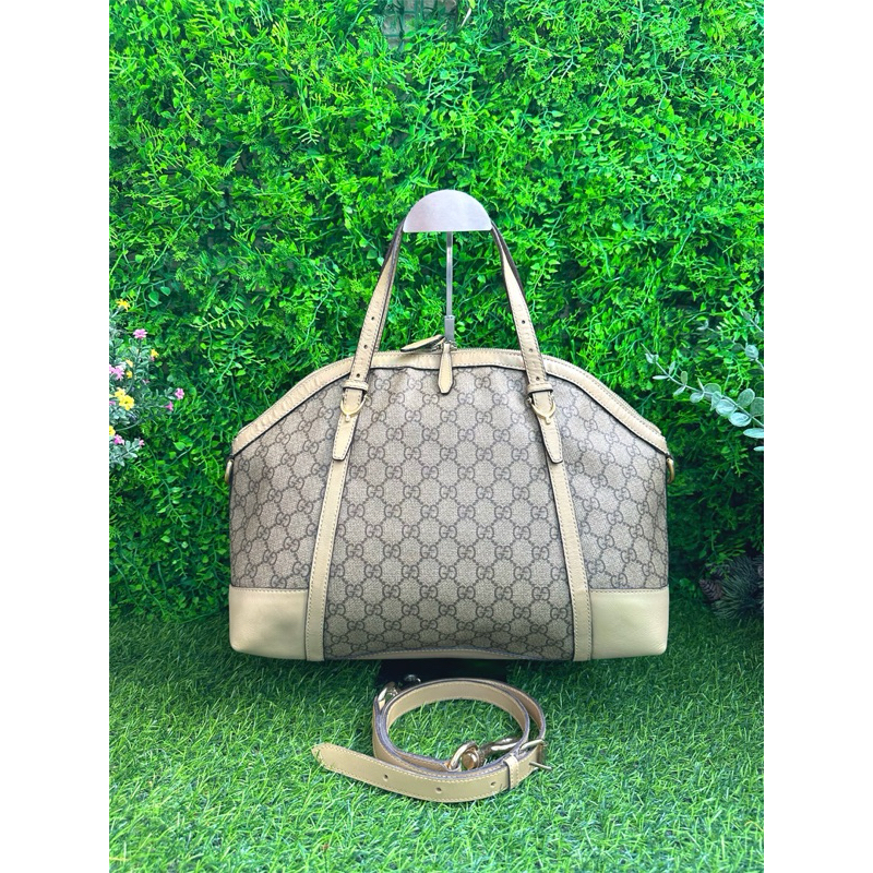 กระเป๋าสะพาย 👜Authentic G u c c i Beige GG Supreme Canvas and Leather Nice Satchel💯Made in Italy